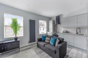 Elegant Croydon Apartment - Central location - Easy access to London Bridge and Gatwick Airport